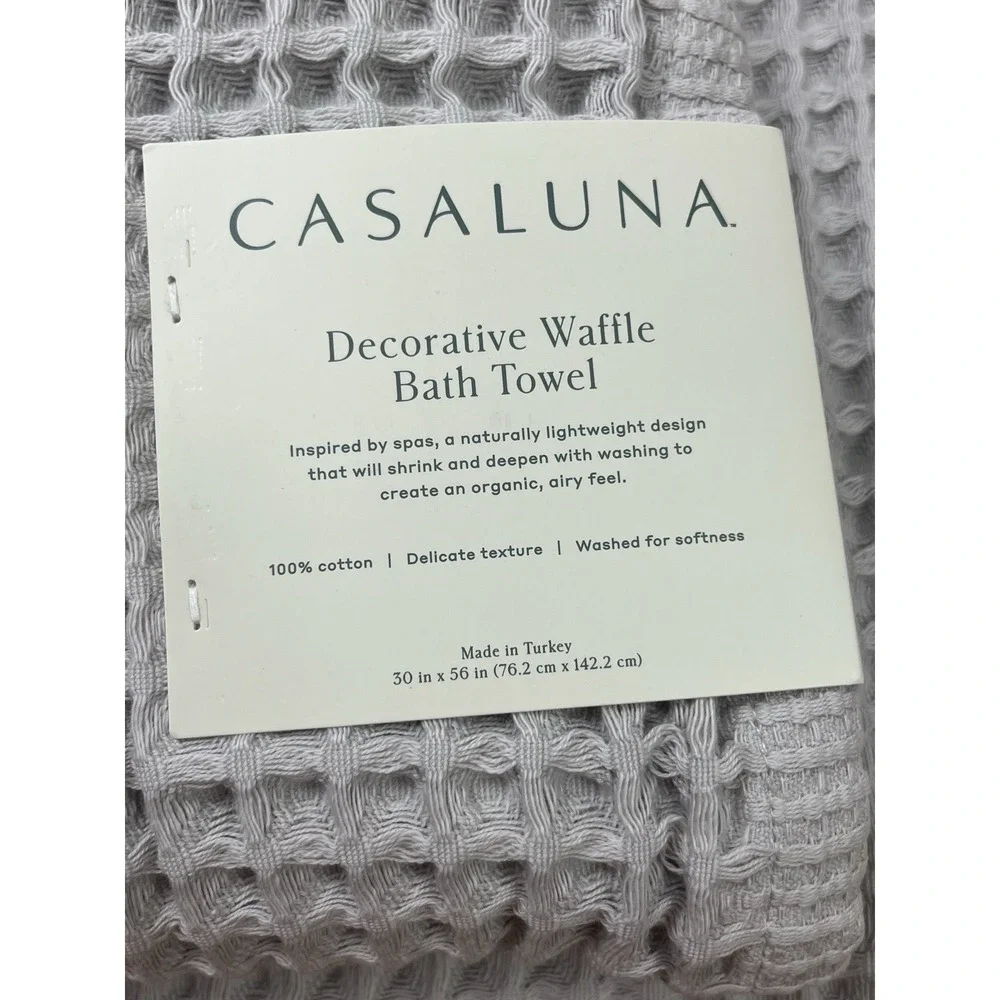 Set of 4 Casaluna Waffle Bath Towels in Light Grey, 100% Cotton, 30" x 56" NEW - Picture 3 of 5